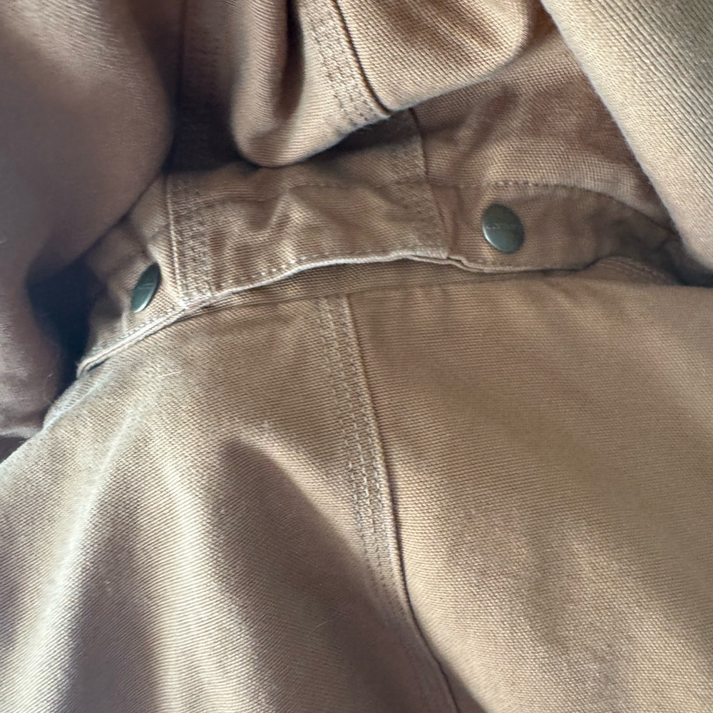 Preloved, Carhartt Women’s Loose Fit Tan Field Jacket - Picture 10 of 10